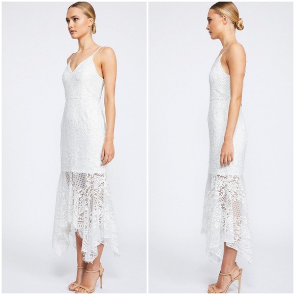 Shona Joy Lace Cocktail Handkerchief Hem Dress - Picture 2 of 8